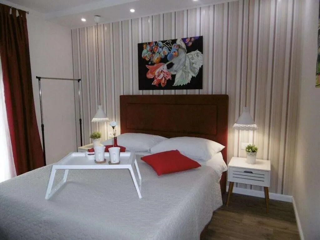 Villa Luka Apartment Red With Pool Funtana