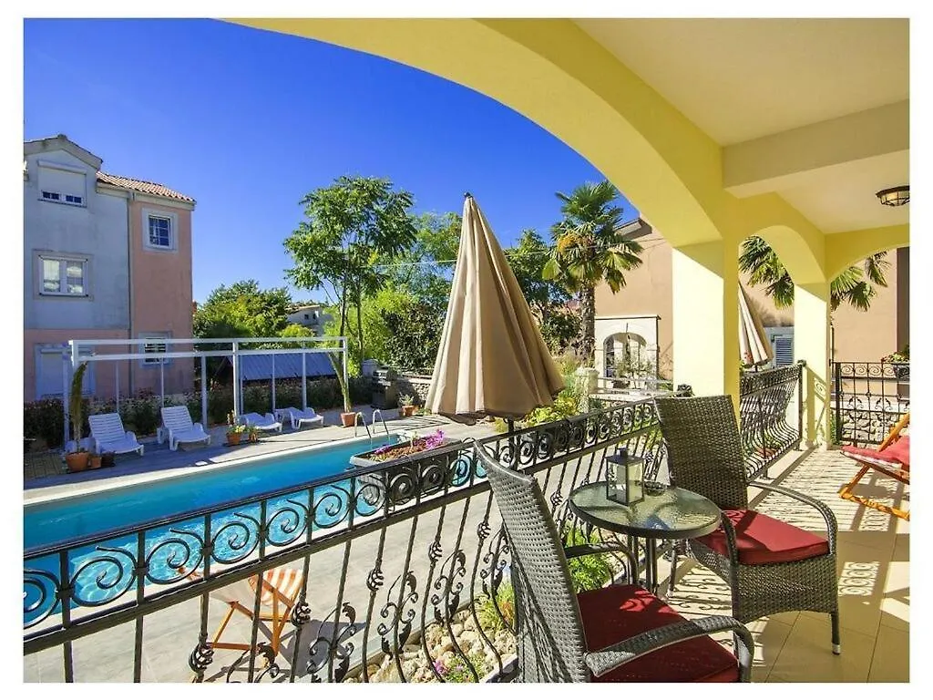 Villa Luka Apartment Red With Pool